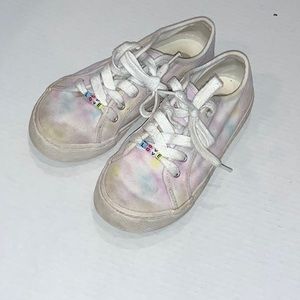 Sugar & Jade Girl’s Sneakers Tie Die with Shoe Lace and LOVE Beads - Size 3